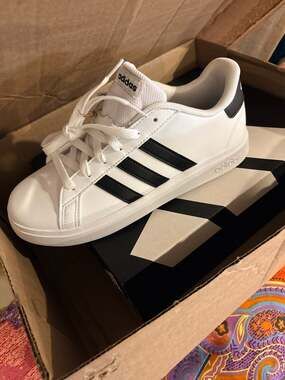 adidas Grand Court 2.0 Kids' Lifestyle Sneakers White/Black